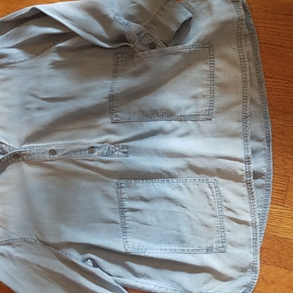 WESTBOUND denim chambray button up top - Picture 4 of 4